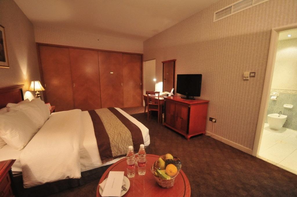 Abjad Grand Hotel Dubai Zimmer foto