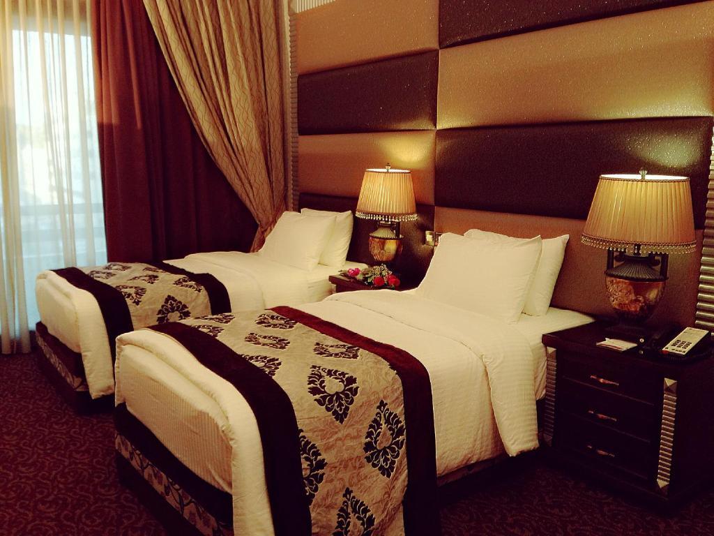 Abjad Grand Hotel Dubai Zimmer foto